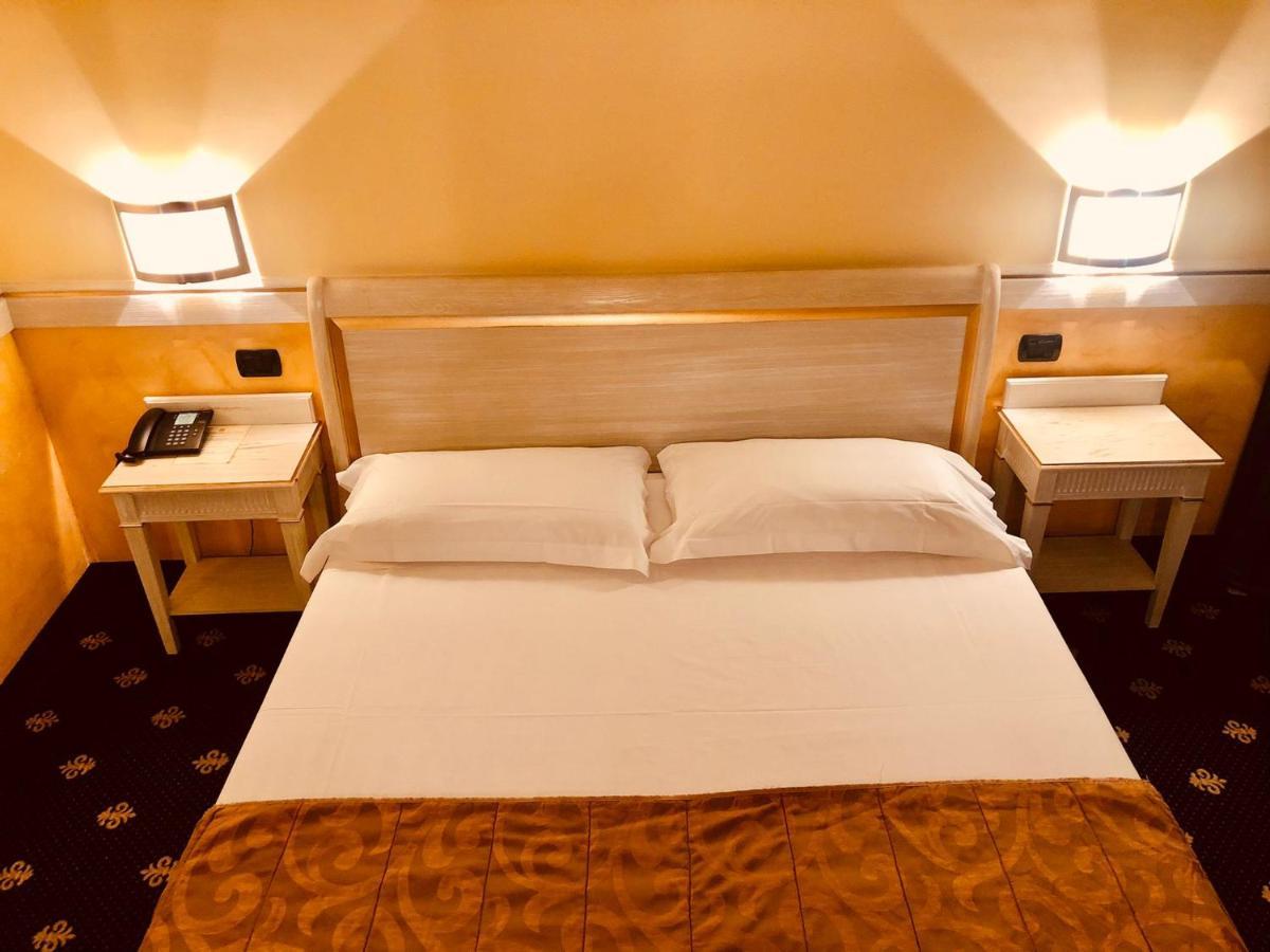 Motel Malpensa Inn & Hotel-Airport Case Nuove  Extérieur photo