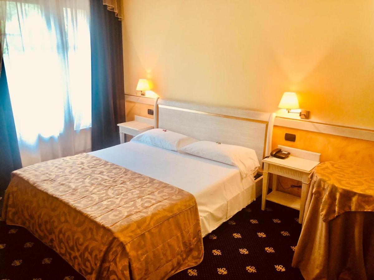 Motel Malpensa Inn & Hotel-Airport Case Nuove  Extérieur photo