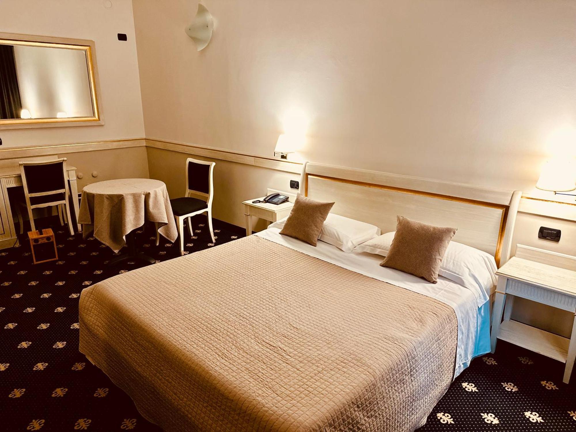 Motel Malpensa Inn & Hotel-Airport Case Nuove  Extérieur photo