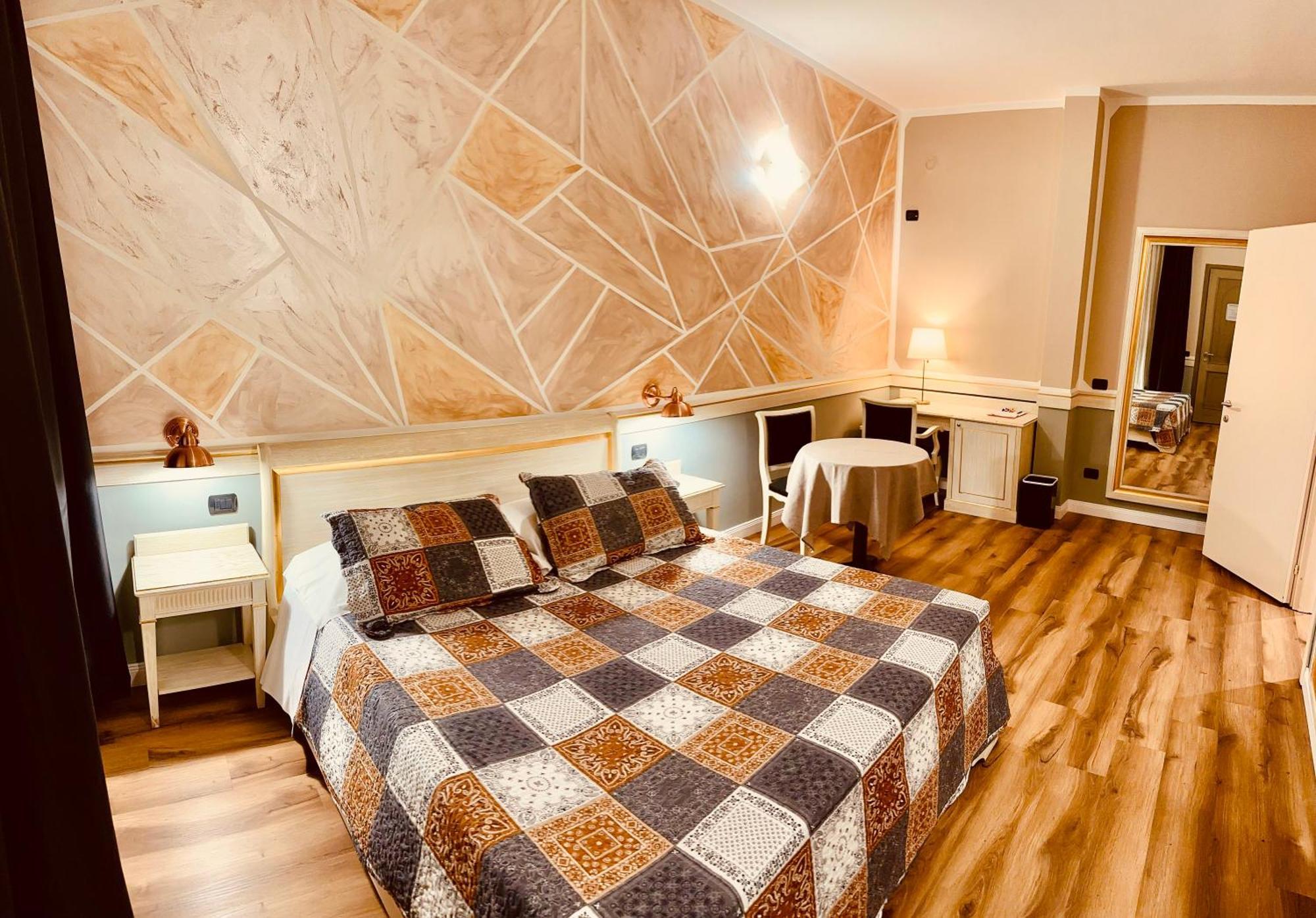 Motel Malpensa Inn & Hotel-Airport Case Nuove  Extérieur photo