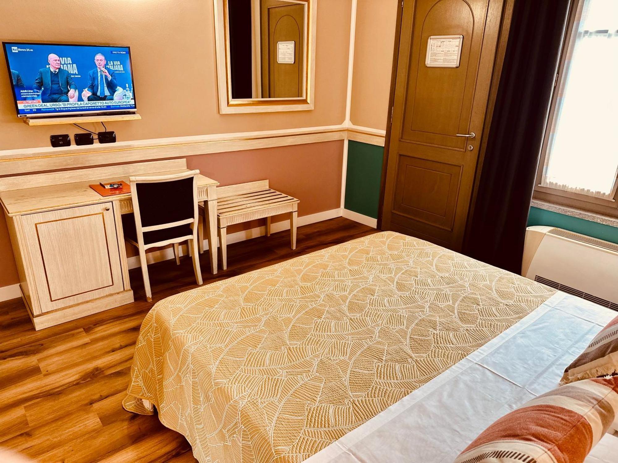 Motel Malpensa Inn & Hotel-Airport Case Nuove  Extérieur photo