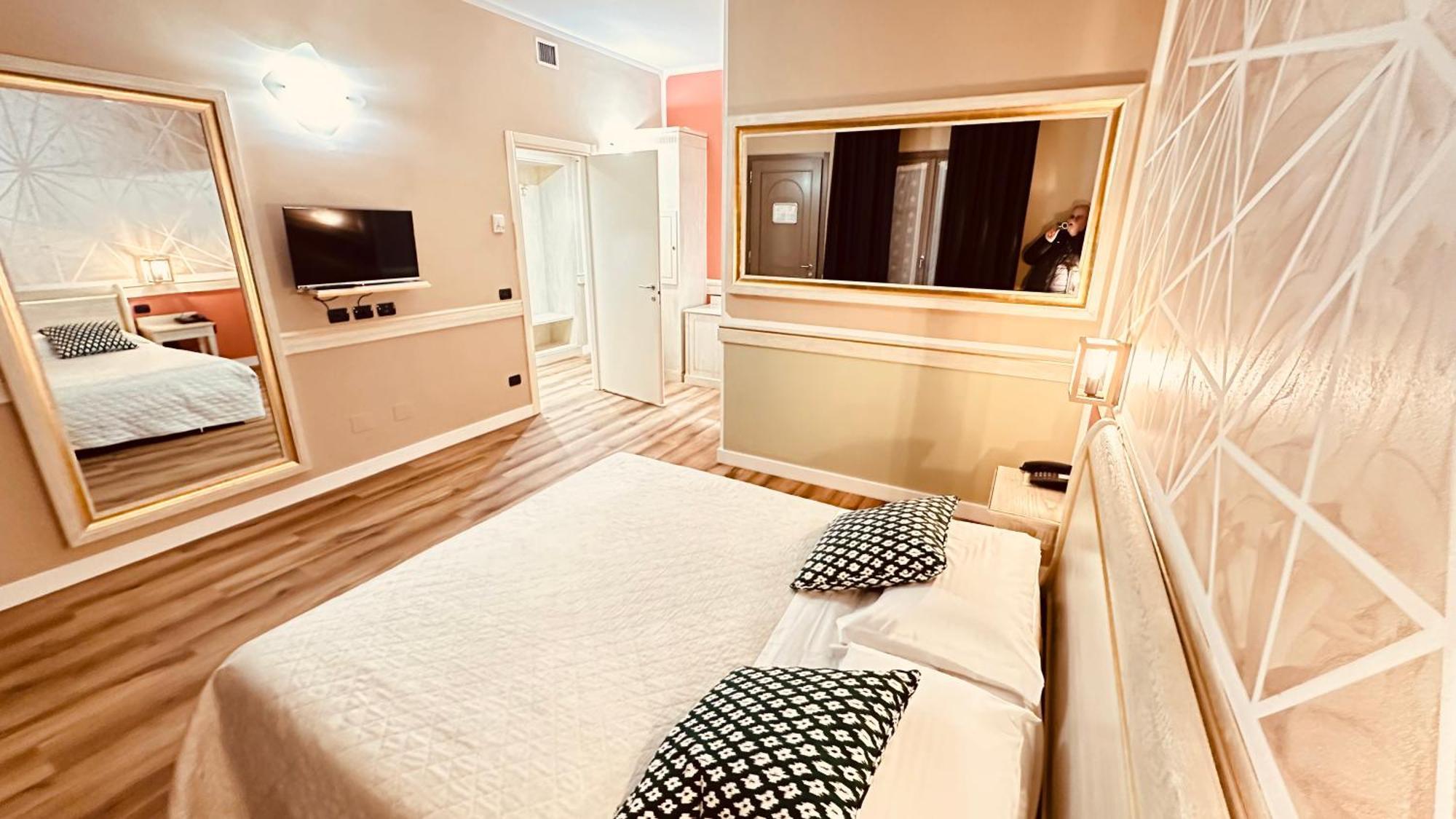 Motel Malpensa Inn & Hotel-Airport Case Nuove  Extérieur photo